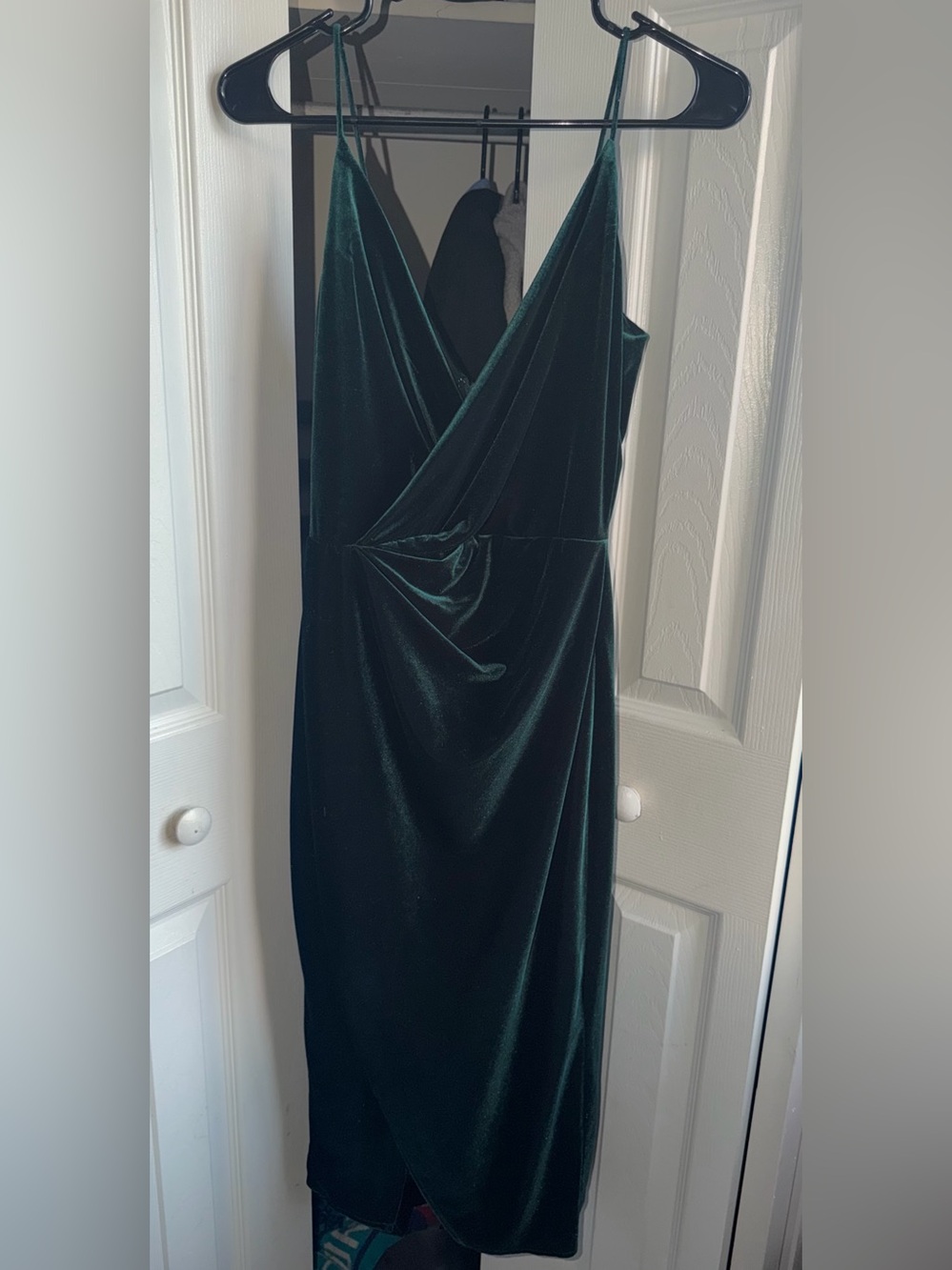 Betsey Johnson Emerald Green Velvet Sleeveless Wrap Midi Dress